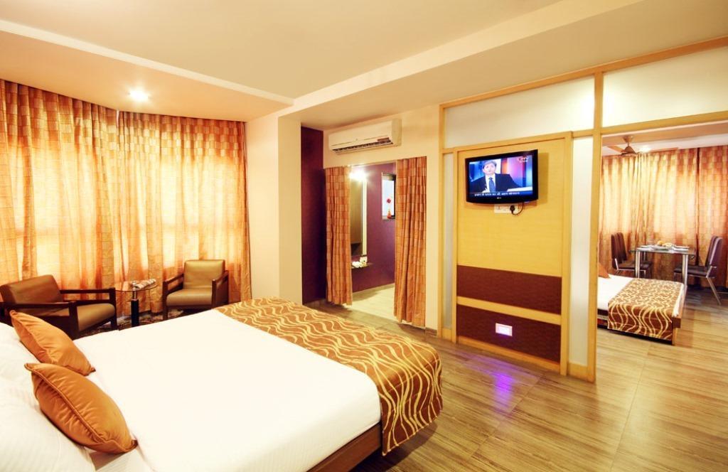 Hotel Bhagyalaxmi Shirdi Exterior foto